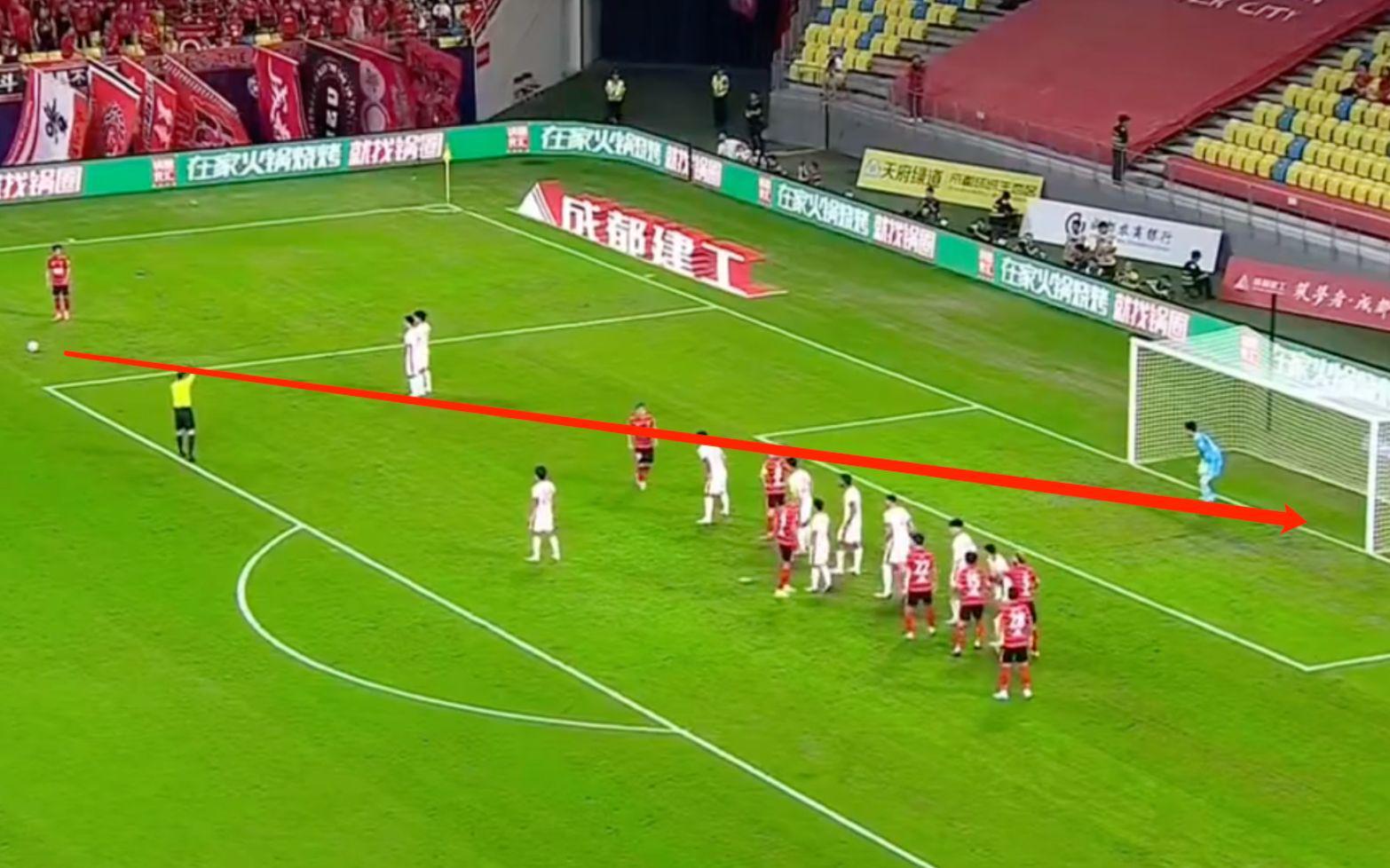 赛季第10球！30岁韦世豪20米任意球暴力抽射破门 或成国足新箭头