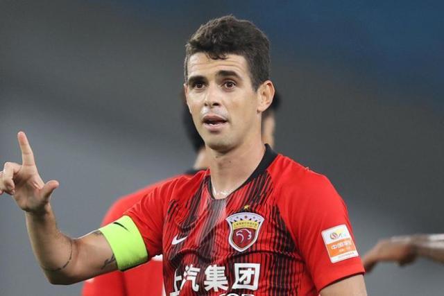 体育娱乐-【足协杯】奥斯卡4助攻染红孙世林被罚 海港5-1申花